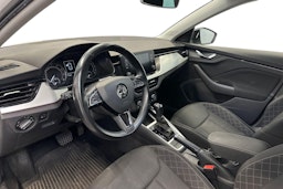 valkoinen Skoda Scala 2019 kuva 3.