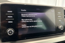 valkoinen Skoda Scala 2019 kuva 22.