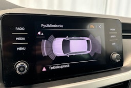 valkoinen Skoda Scala 2019 kuva 23.