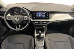 punainen Skoda Scala 2019 kuva 7.