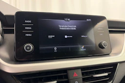 punainen Skoda Scala 2019 kuva 18.
