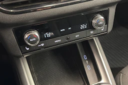 punainen Skoda Scala 2019 kuva 22.