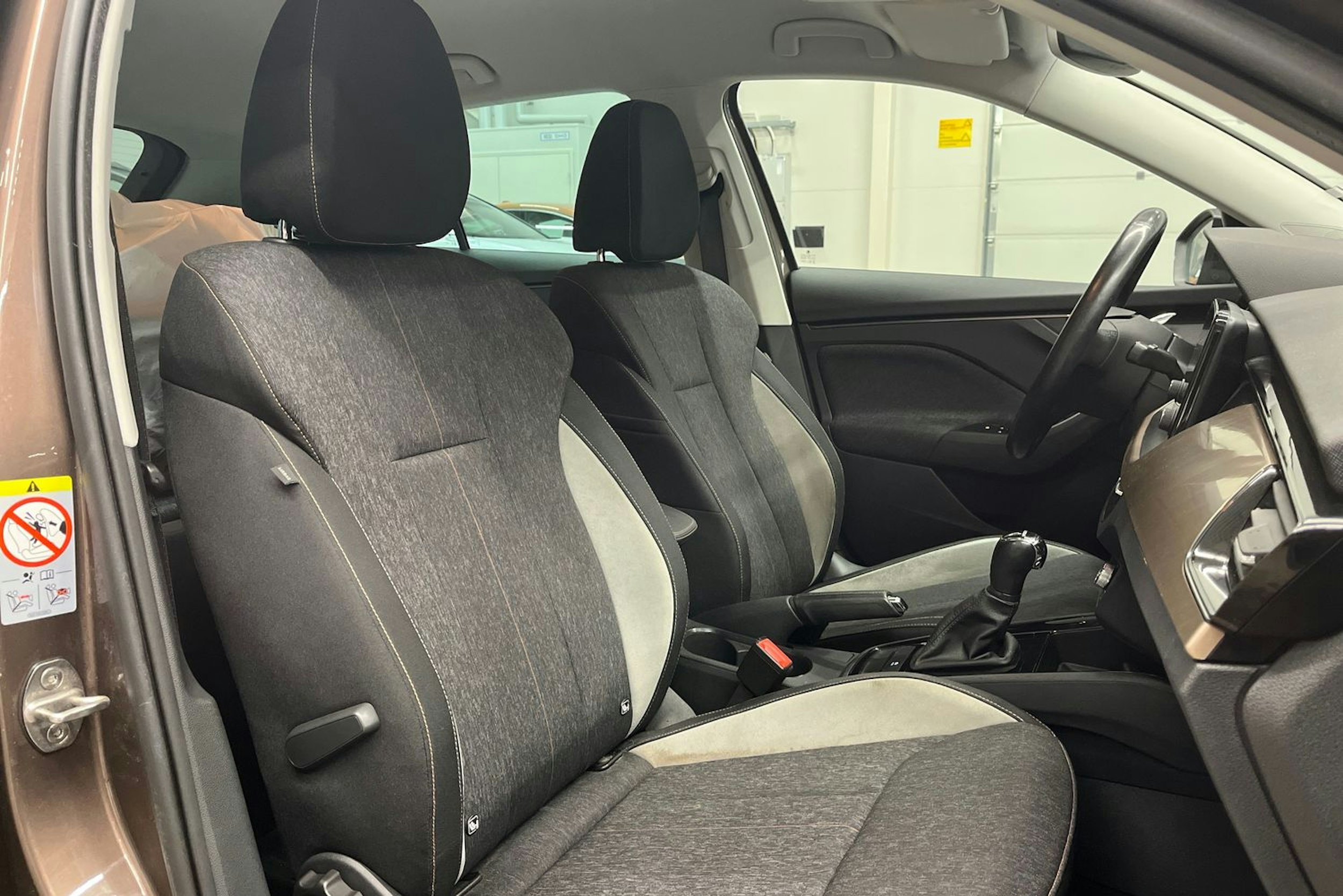 ruskea (beige) Skoda Scala 2019 kuva 12.