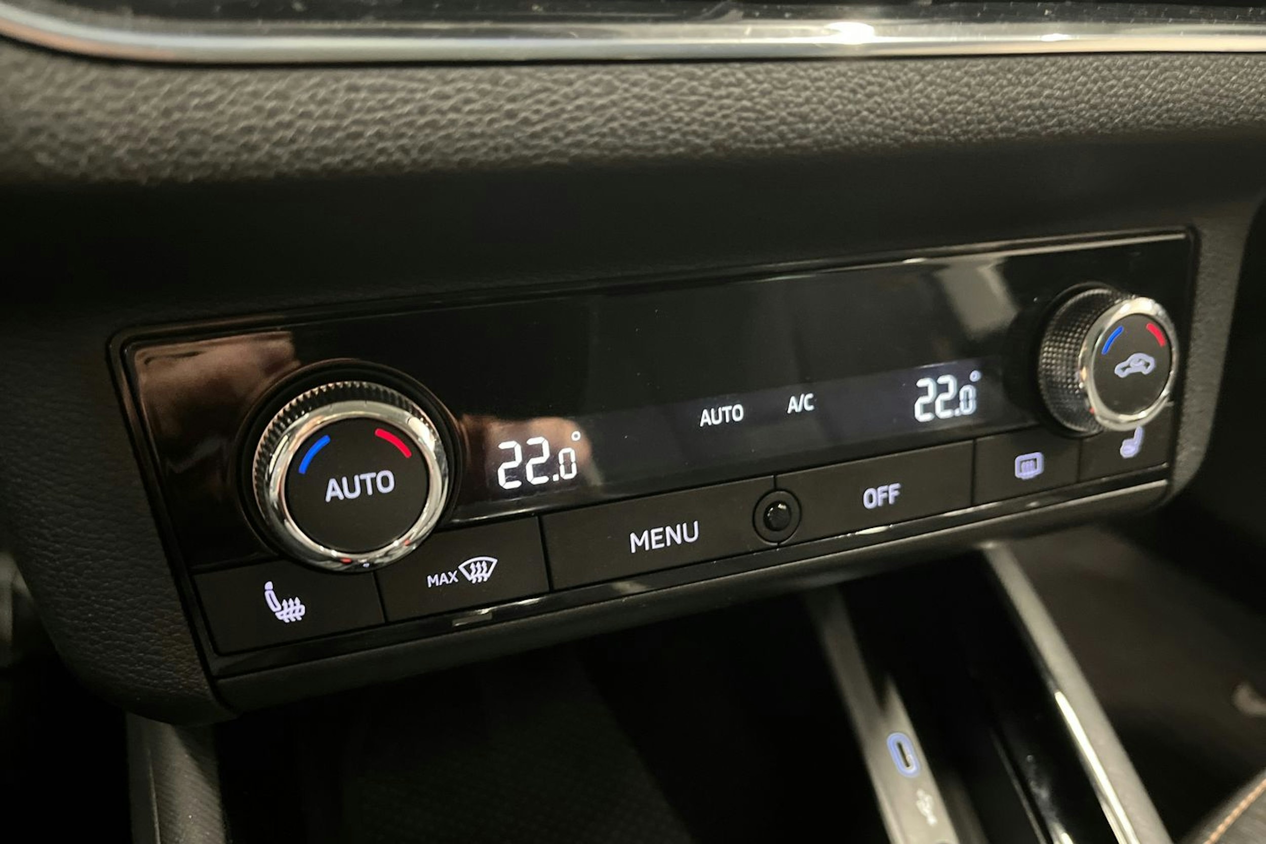 ruskea (beige) Skoda Scala 2019 kuva 22.