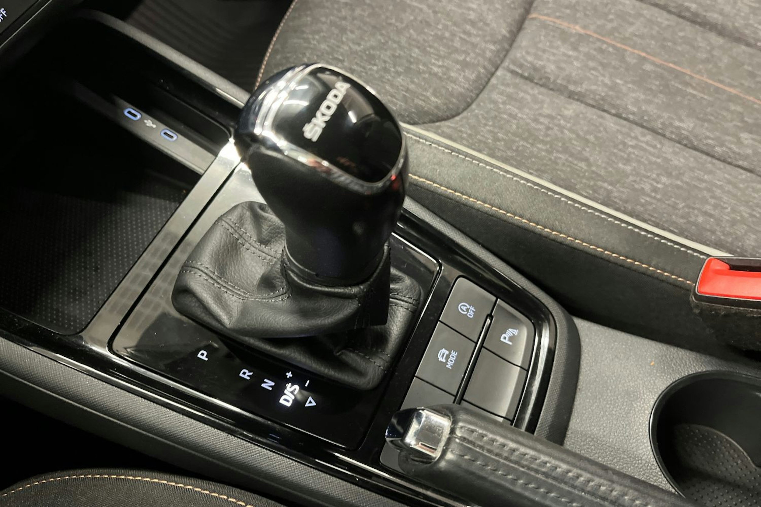 ruskea (beige) Skoda Scala 2019 kuva 23.