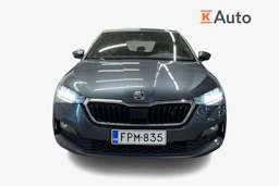 harmaa Skoda Scala 2020 kuva 4.
