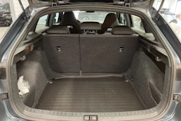 harmaa Skoda Scala 2020 kuva 12.