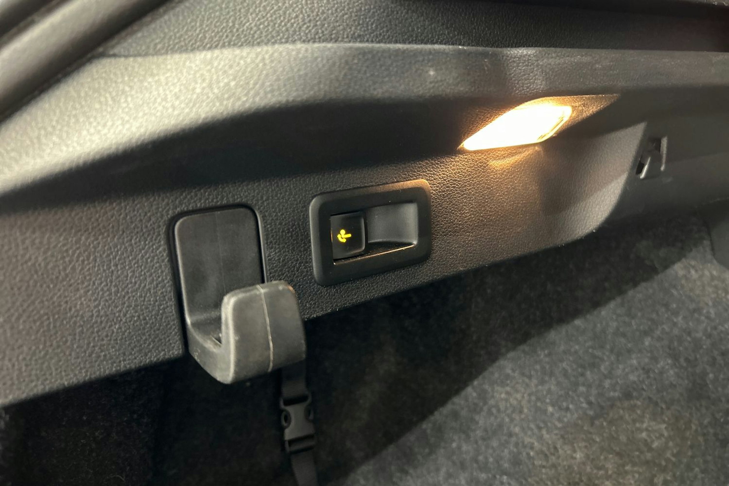 sininen Skoda Scala 2020 kuva 17.