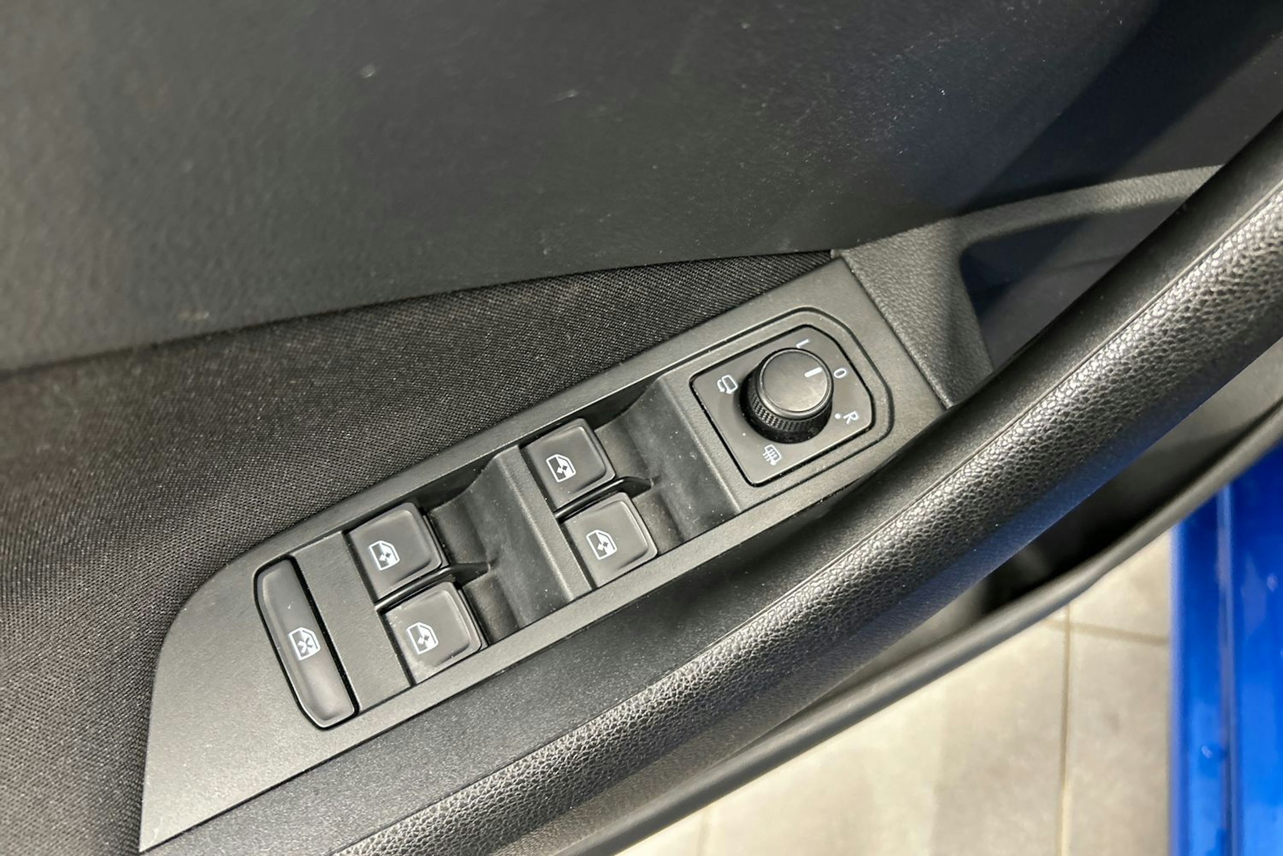 sininen Skoda Scala 2020 kuva 20.