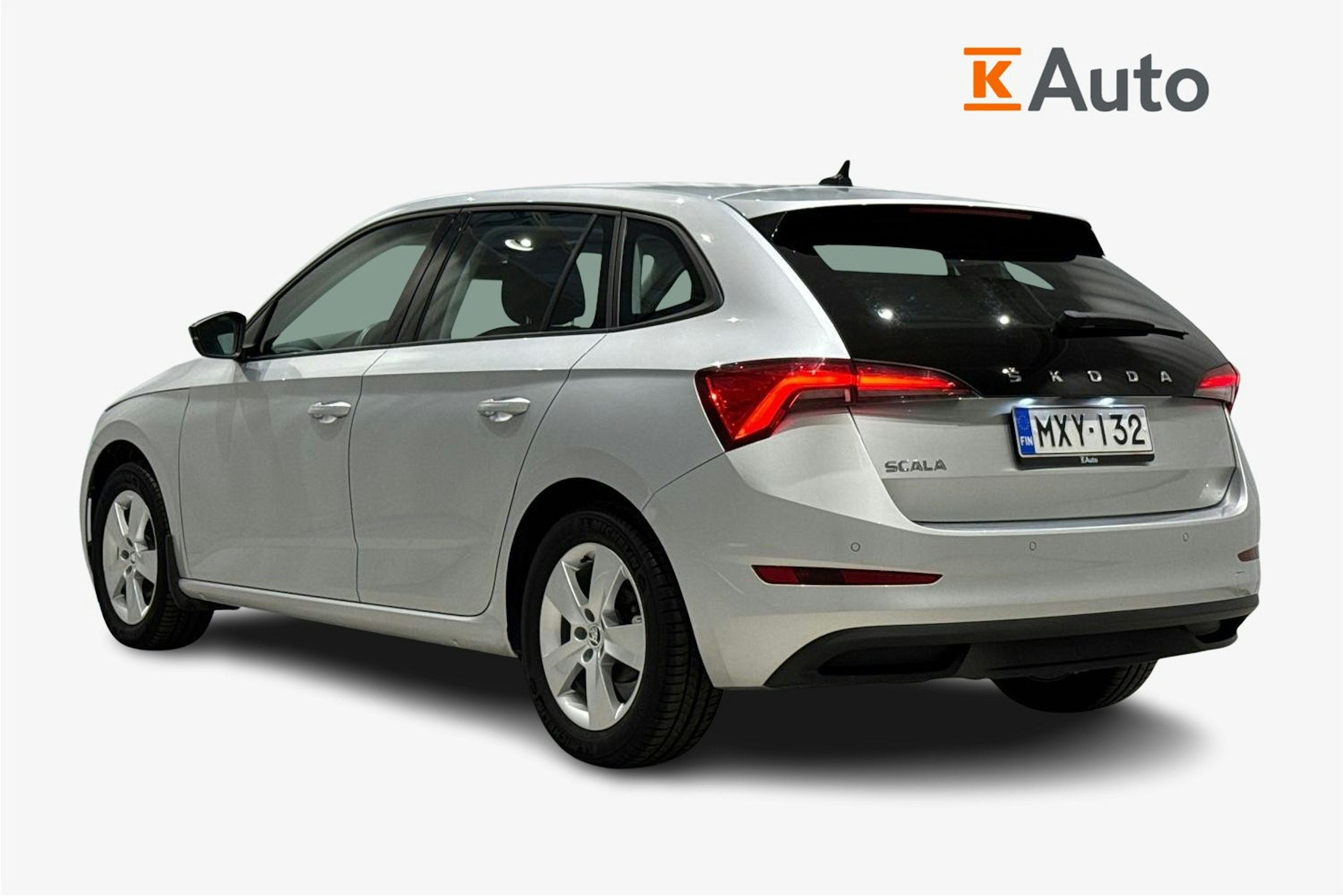 met. harmaa Skoda Scala 2020 kuva 2.
