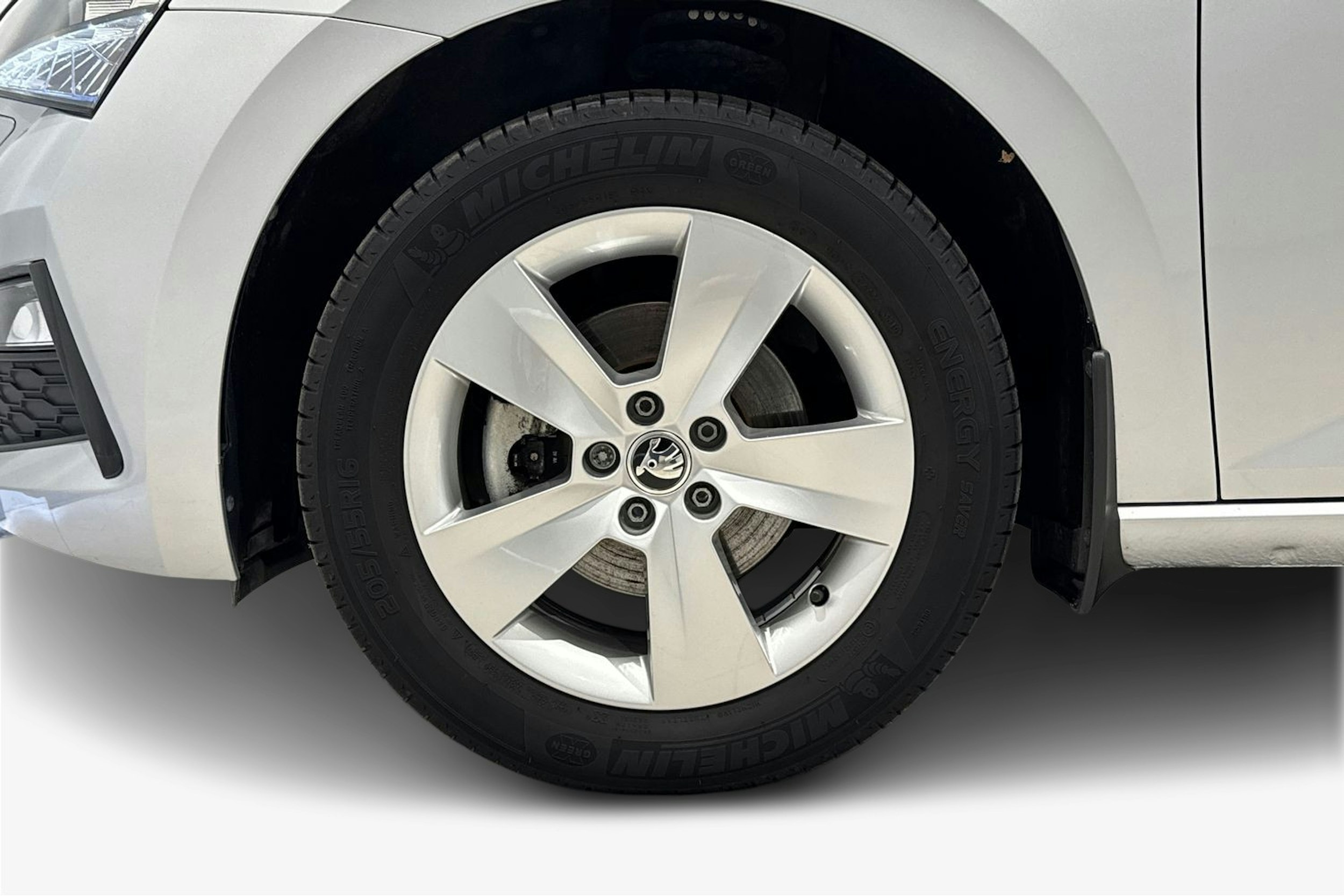 met. harmaa Skoda Scala 2020 kuva 11.