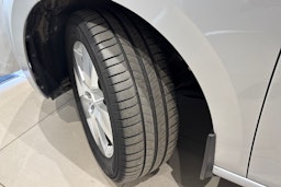 met. harmaa Skoda Scala 2020 kuva 13.