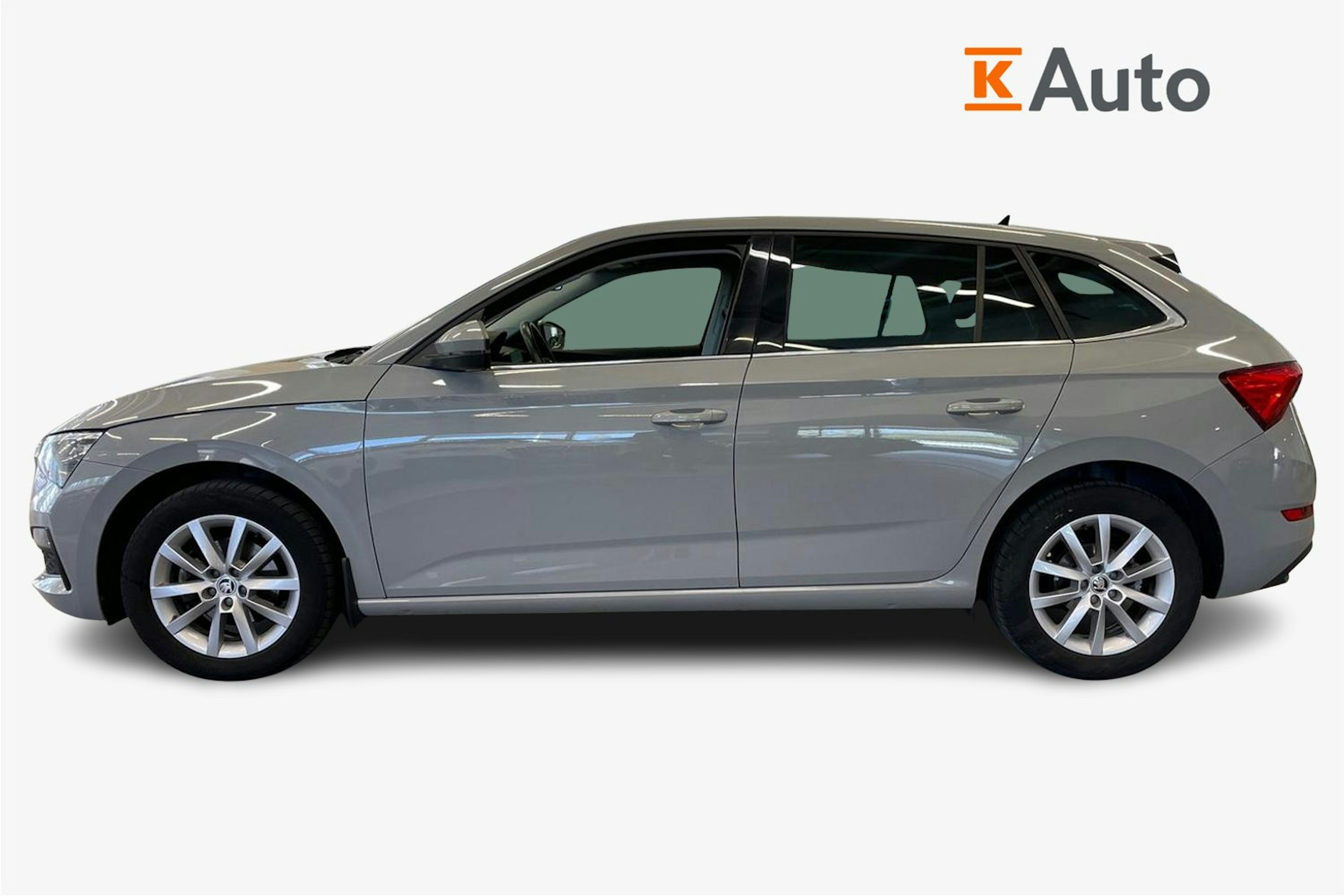 harmaa Skoda Scala 2020 kuva 6.