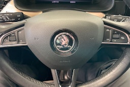 harmaa Skoda Scala 2020 kuva 27.