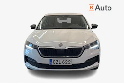 Valkoinen Skoda SCALA 2020 kuva 4.