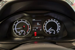 Valkoinen Skoda SCALA 2020 kuva 14.