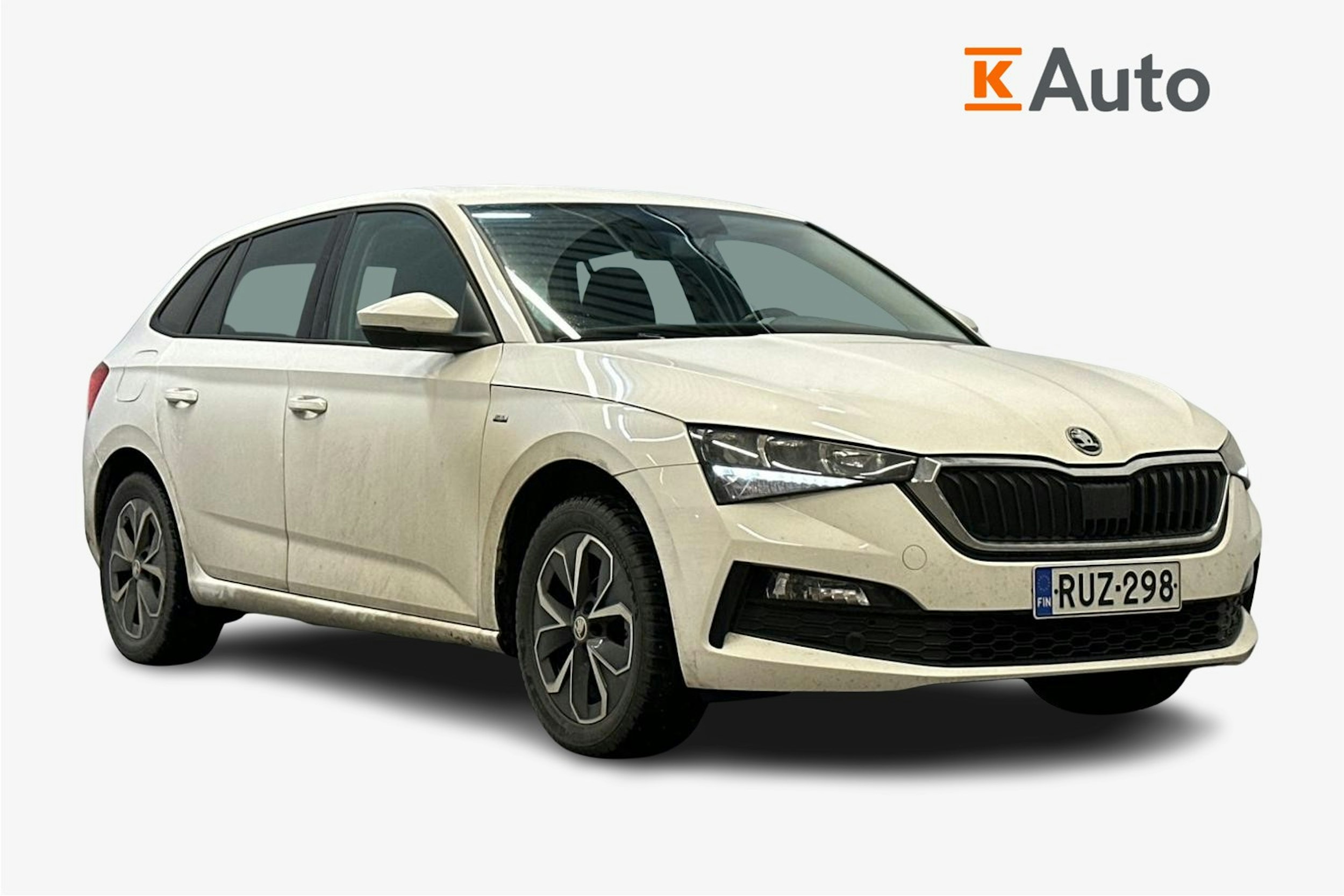 valkoinen Skoda Scala 2020 kuva 1.