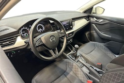 valkoinen Skoda Scala 2020 kuva 3.