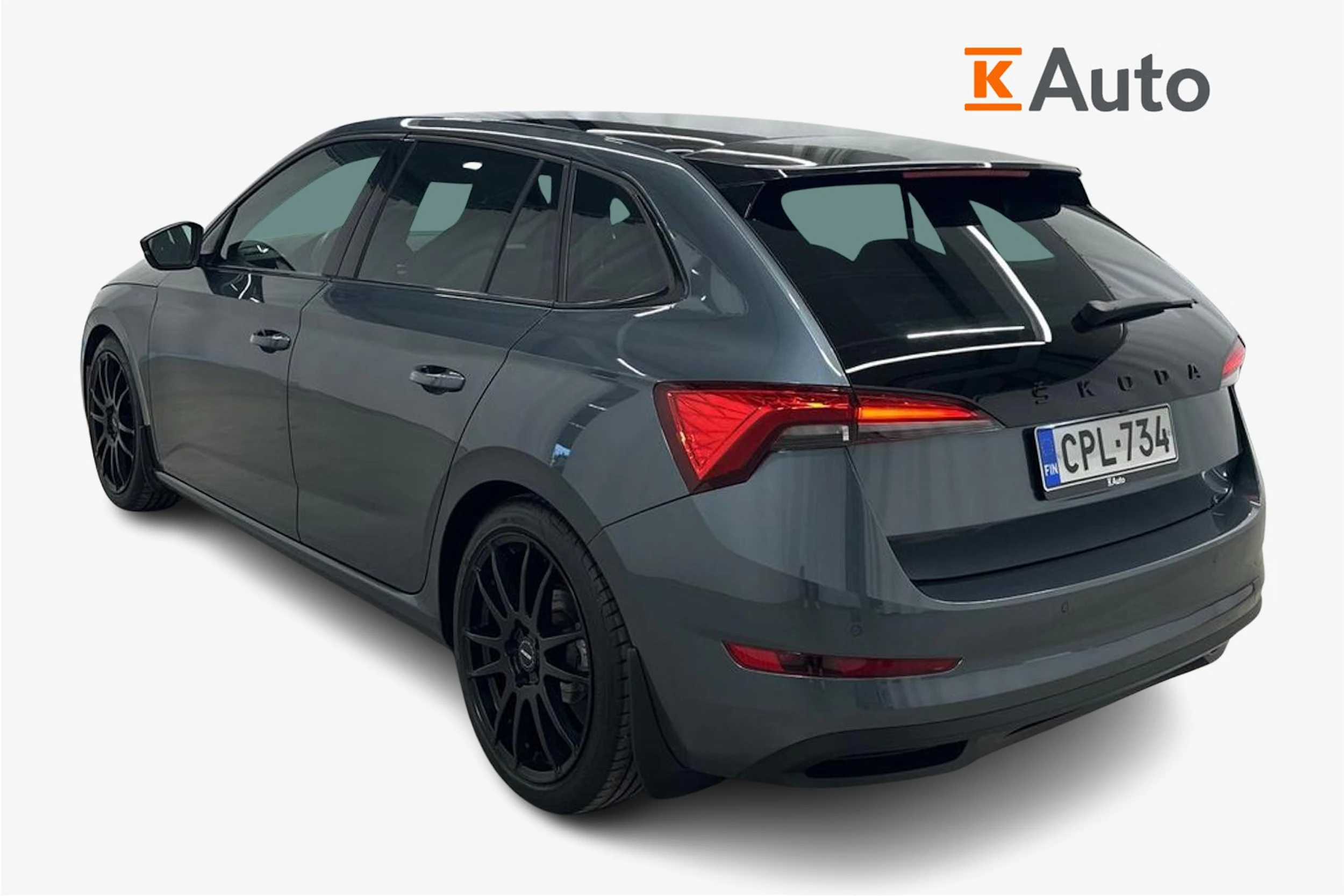 harmaa Skoda Scala 2021 kuva 2.