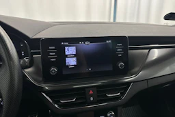 harmaa Skoda Scala 2021 kuva 18.