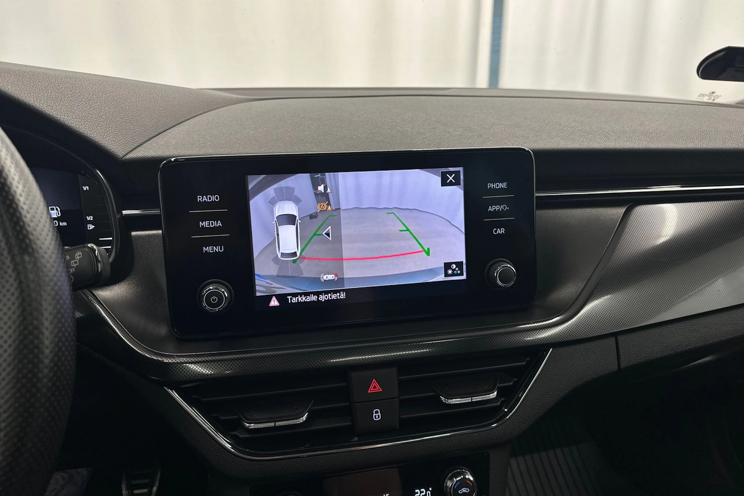harmaa Skoda Scala 2021 kuva 21.