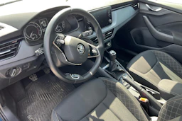 sininen Skoda Scala 2021 kuva 3.
