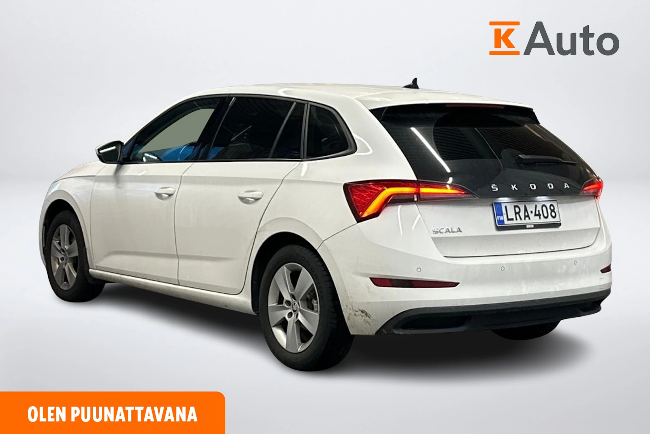 valkoinen Skoda Scala 2021 kuva 2.
