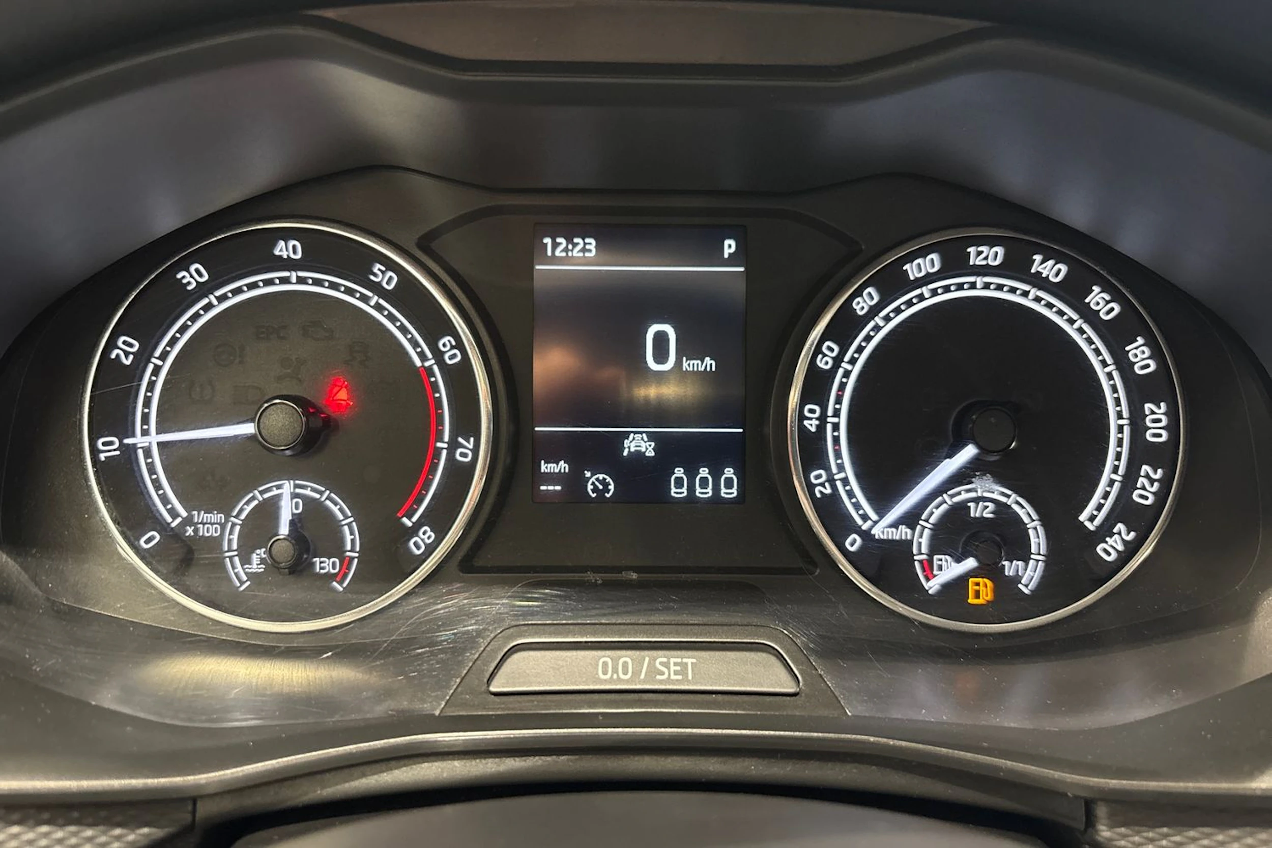 sininen Skoda Scala 2023 kuva 13.