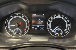 sininen Skoda Scala 2023 kuva 13.