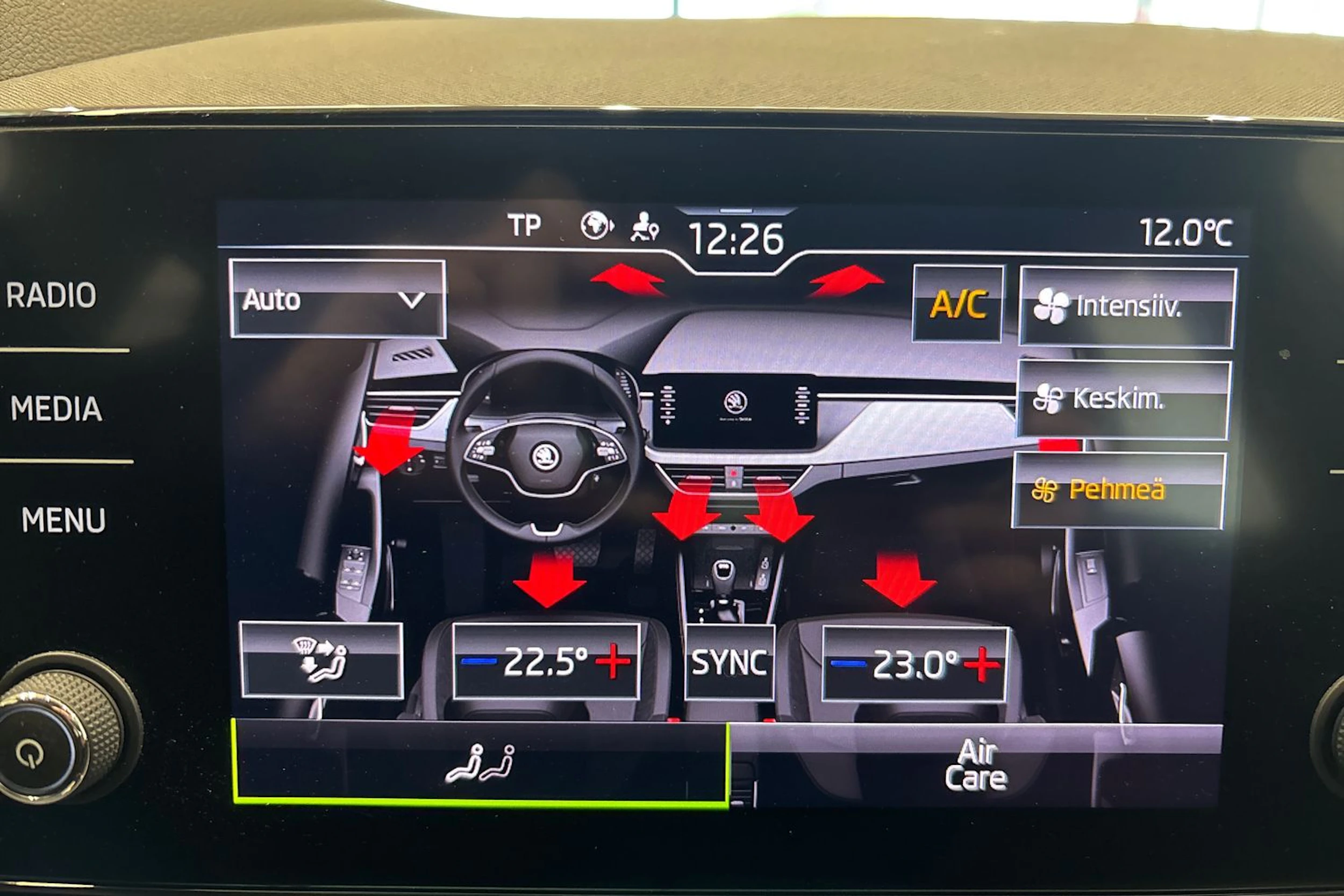sininen Skoda Scala 2023 kuva 21.