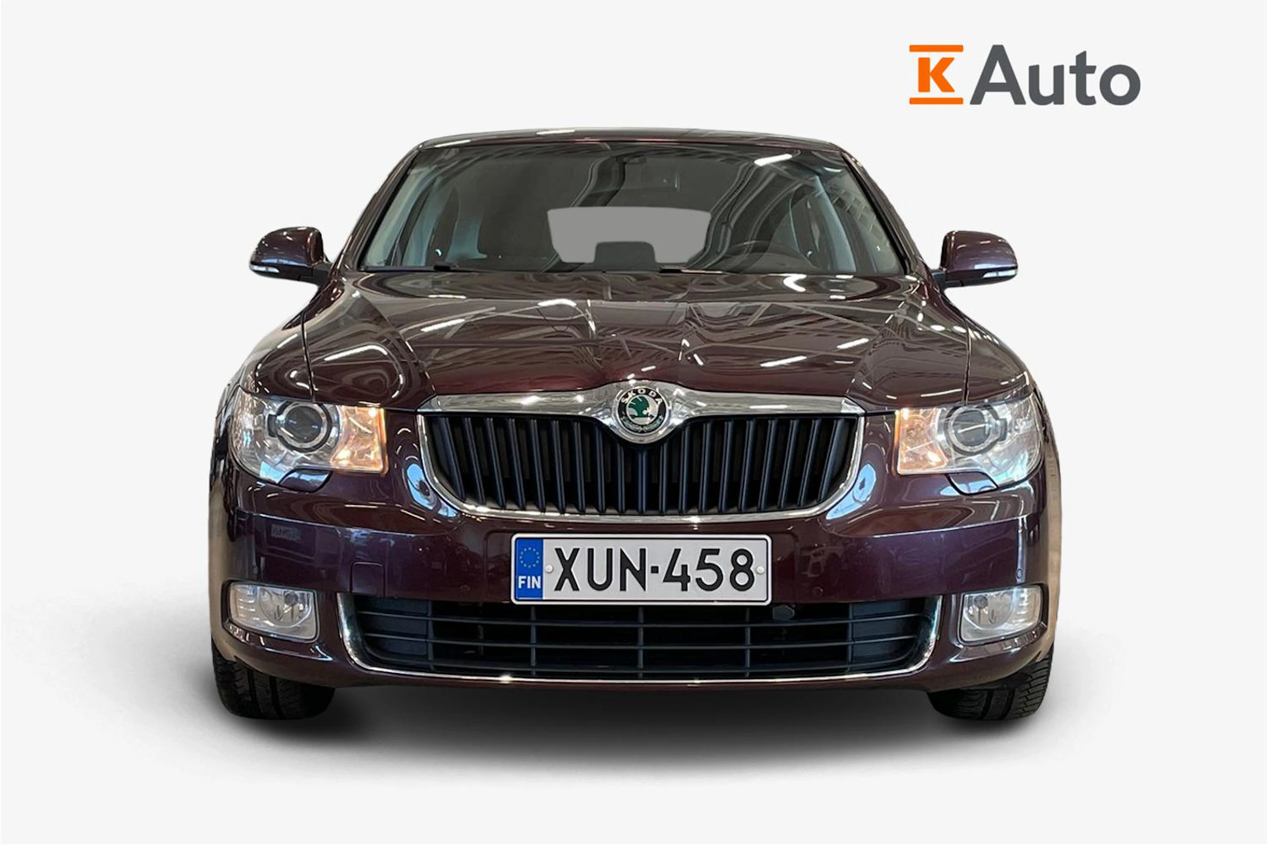 punainen Skoda Superb 2009 kuva 5.
