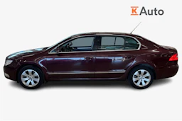 punainen Skoda Superb 2009 kuva 7.