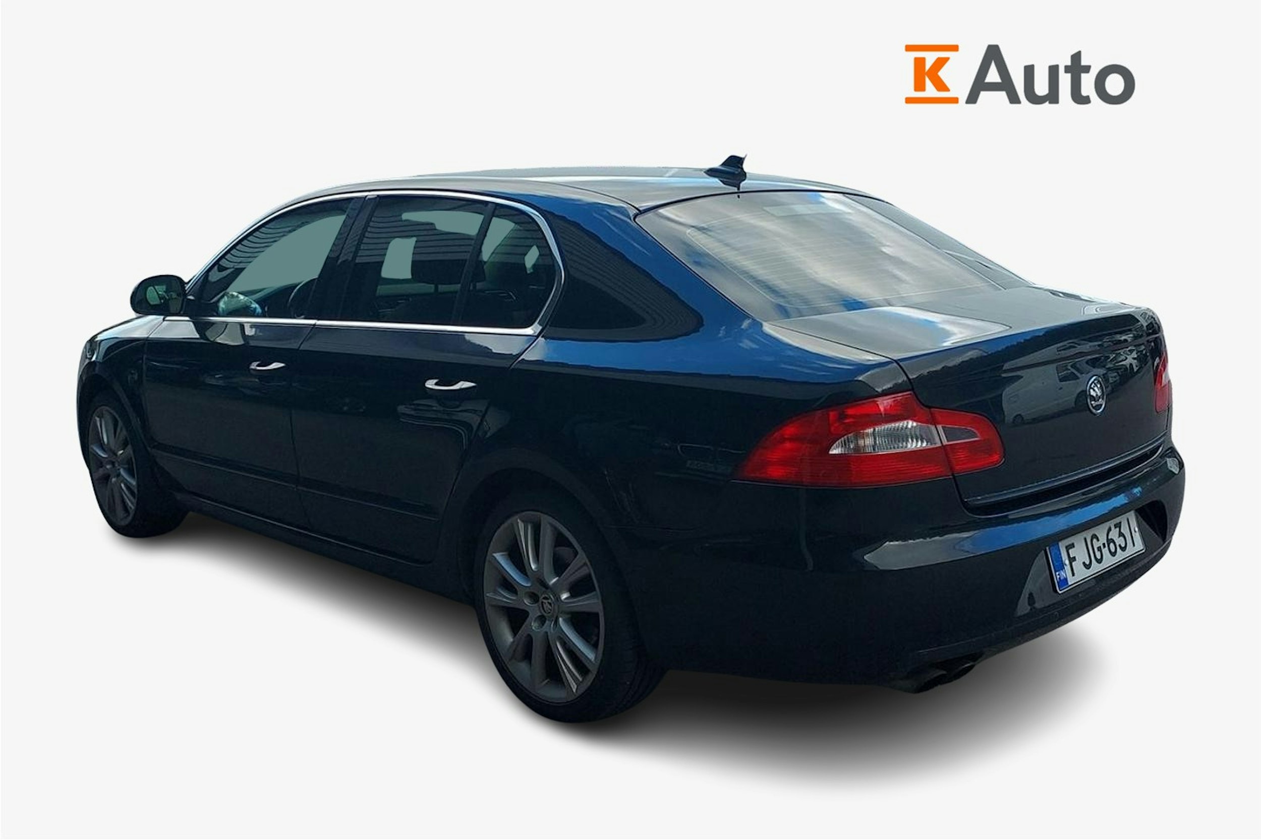 musta Skoda Superb 2009 kuva 2.