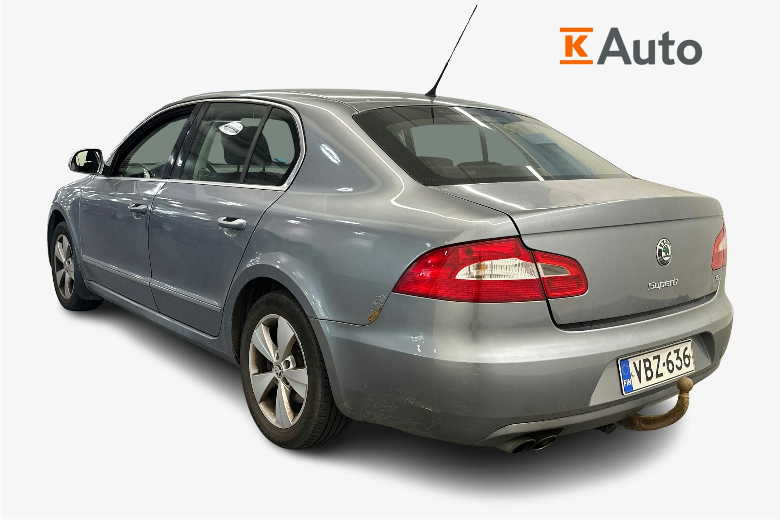 harmaa Skoda Superb 2009 kuva 2.