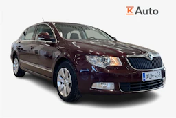 punainen Skoda Superb 2009 kuva 1.