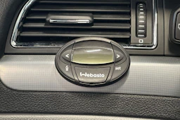 punainen Skoda Superb 2009 kuva 22.
