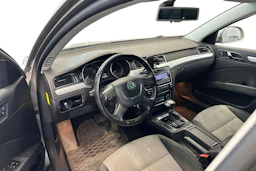 ruskea (beige) Skoda Superb 2010 kuva 3.