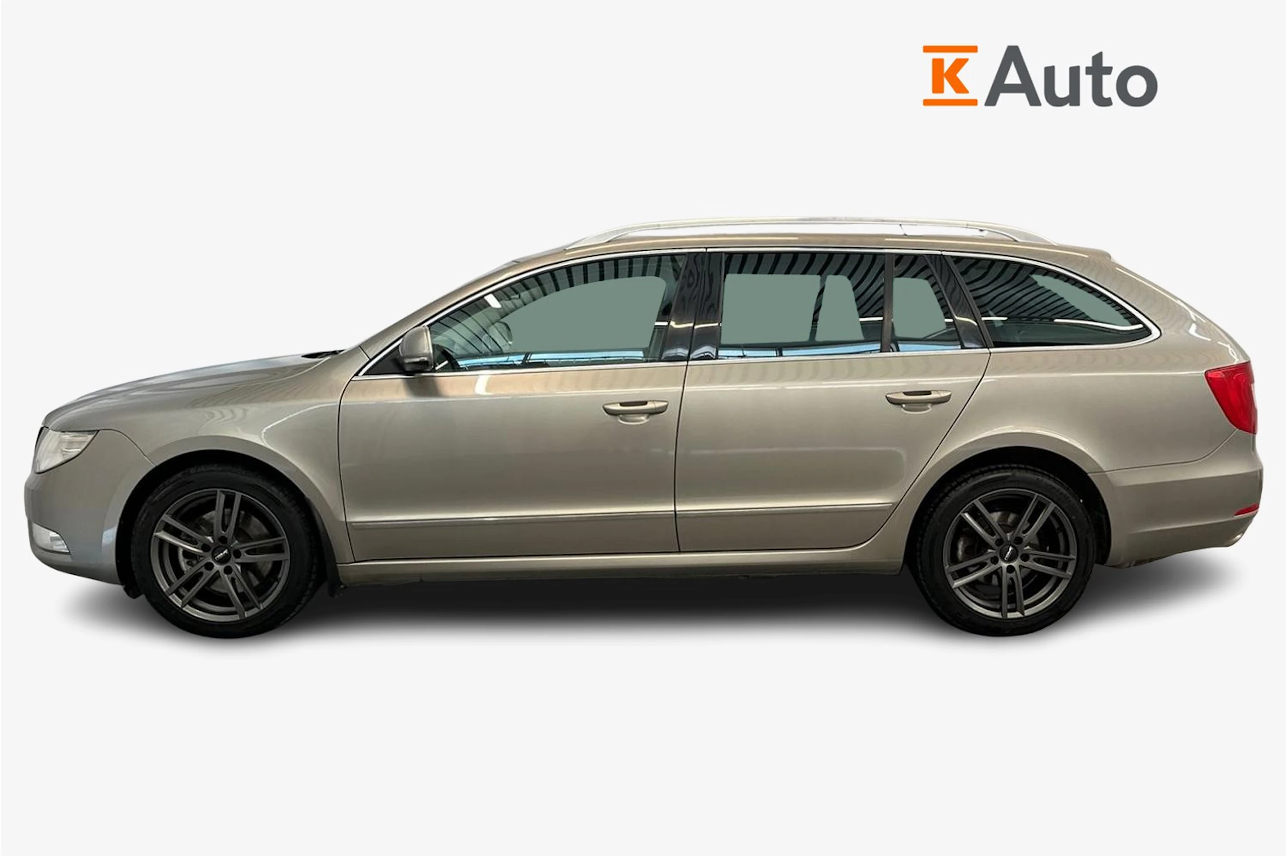 ruskea (beige) Skoda Superb 2011 kuva 7.