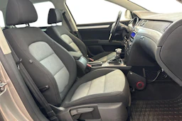 ruskea (beige) Skoda Superb 2011 kuva 11.