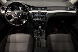 ruskea (beige) Skoda Superb 2010 kuva 9.