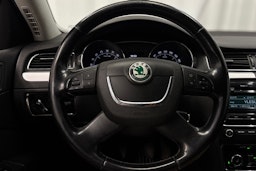 ruskea (beige) Skoda Superb 2010 kuva 19.