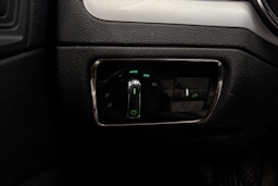 ruskea (beige) Skoda Superb 2010 kuva 22.