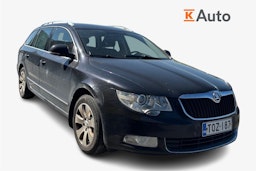 musta Skoda Superb 2011 kuva 1.
