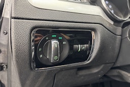 musta Skoda Superb 2011 kuva 24.