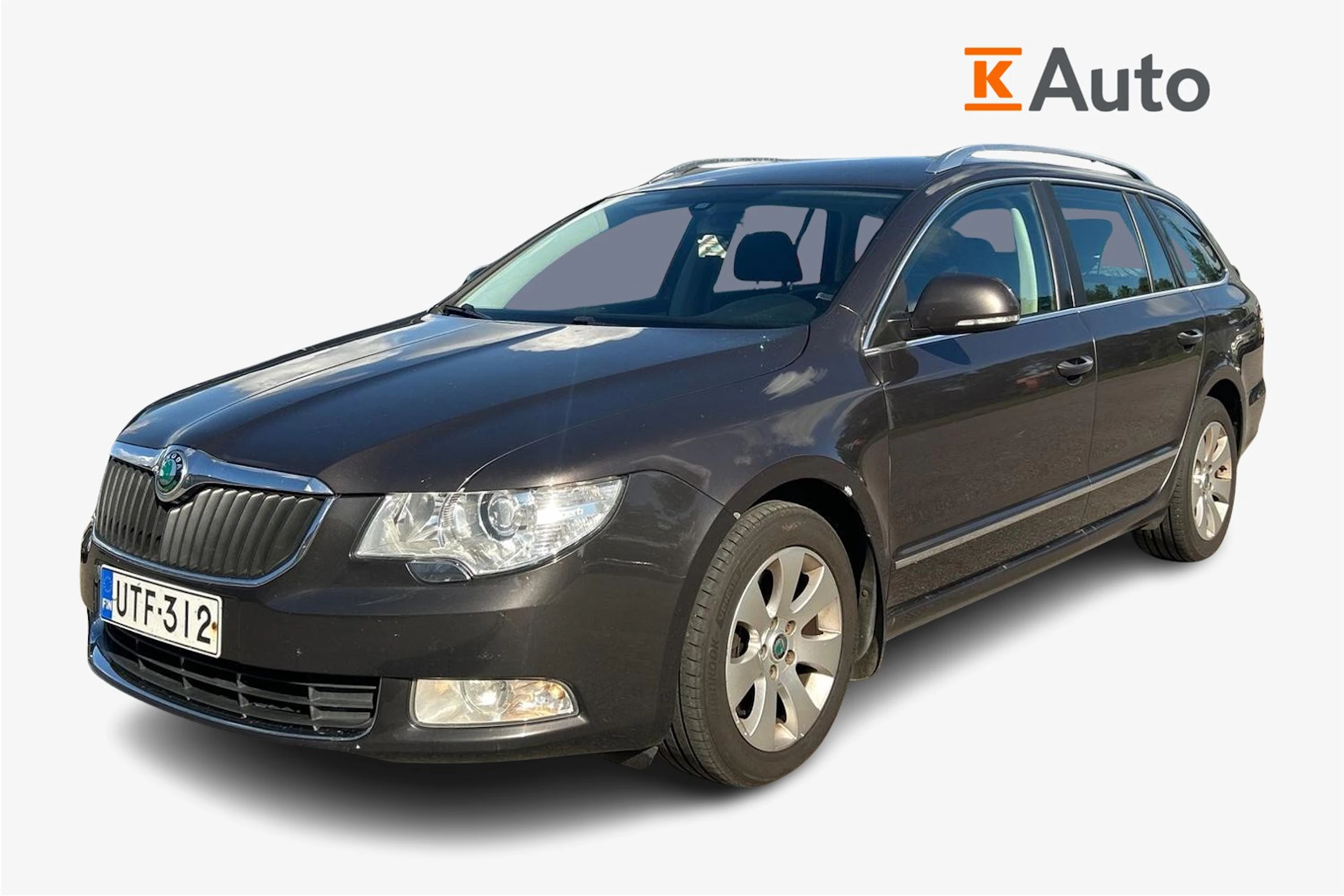 ruskea (beige) Skoda Superb 2011 kuva 1.