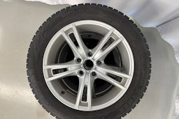 valkoinen Skoda Superb 2012 kuva 22.