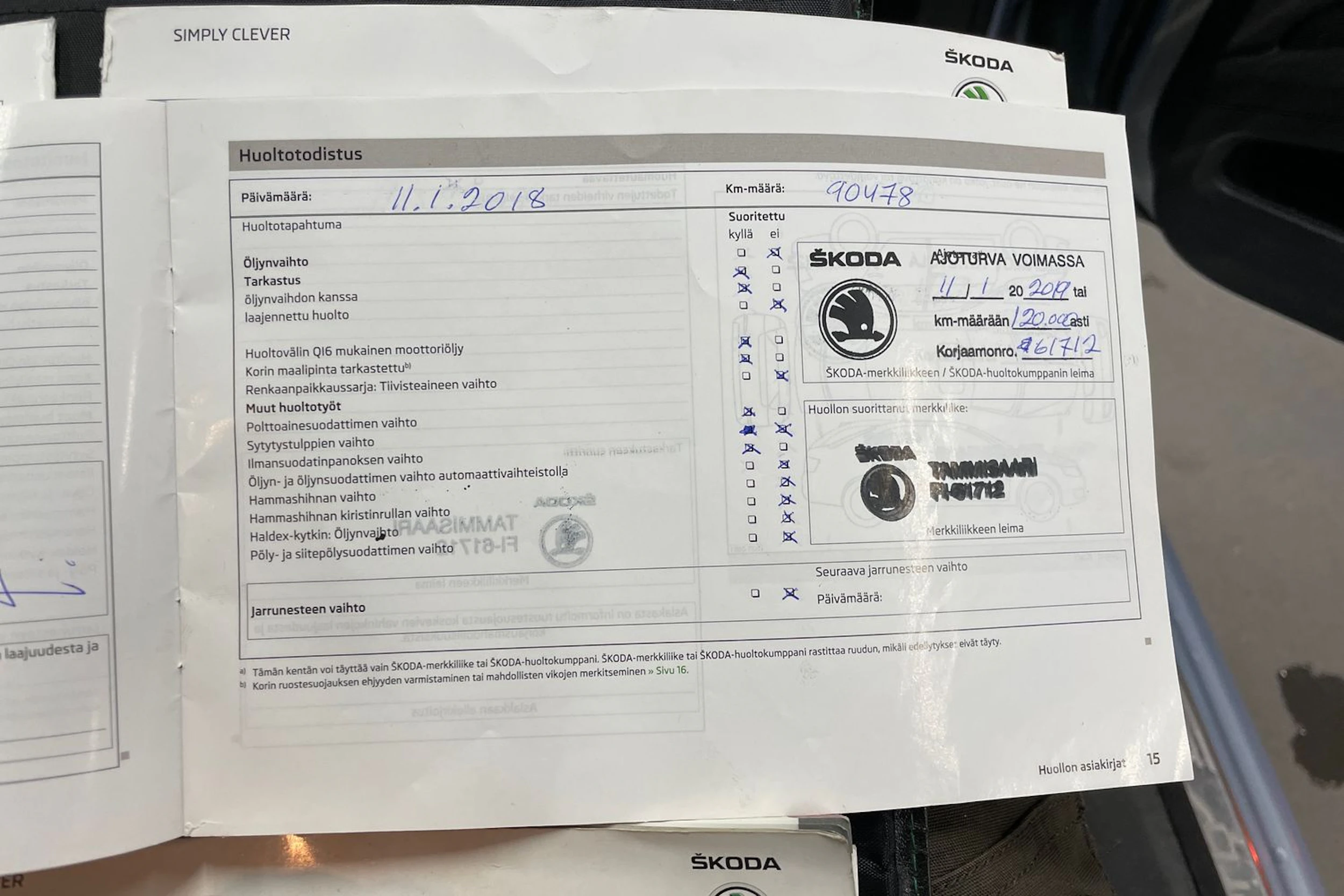 Sininen Skoda Superb 2012 kuva 23.