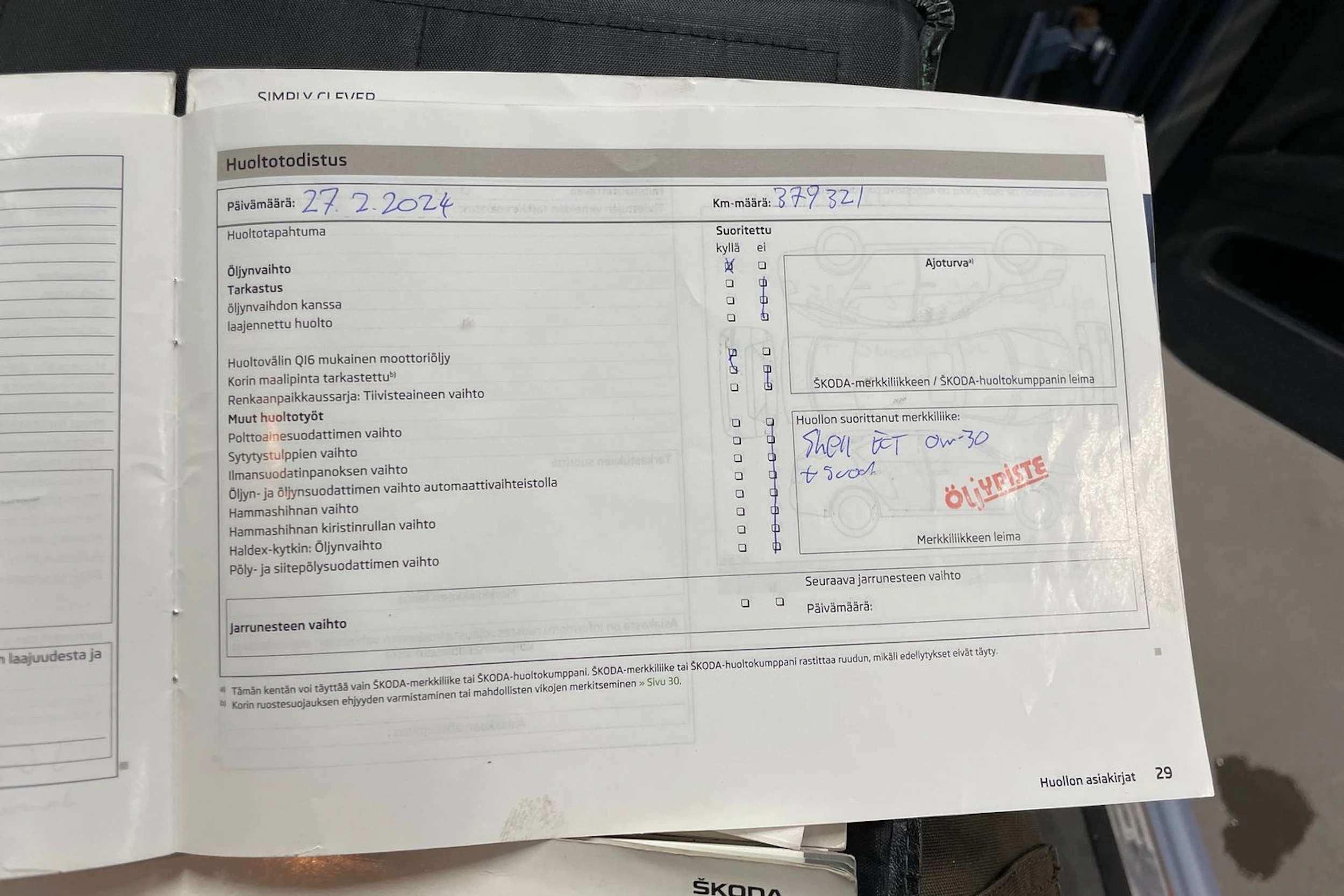 Sininen Skoda Superb 2012 kuva 30.