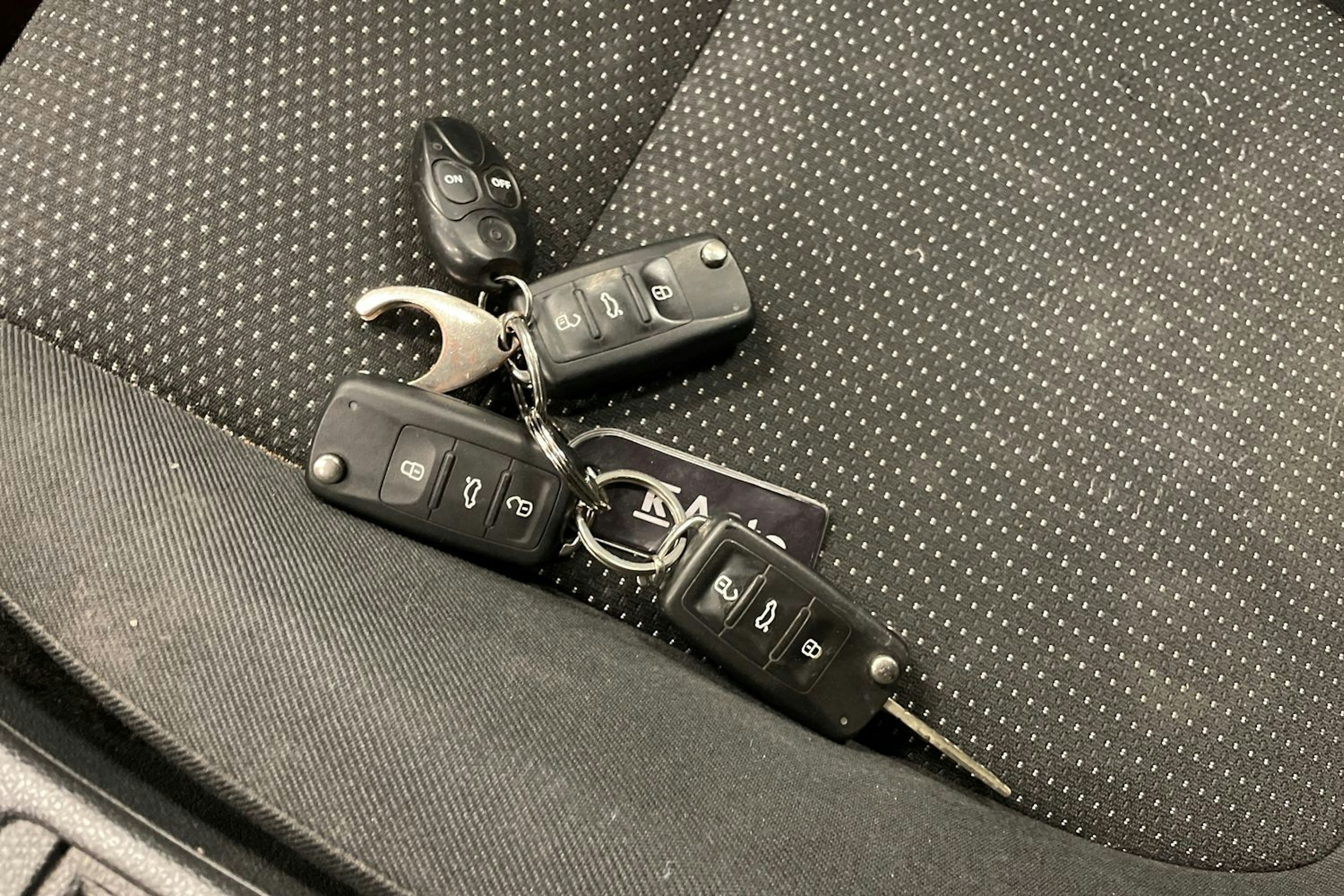 Ruskea (beige) Skoda Superb 2013 kuva 14.