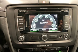 Ruskea (beige) Skoda Superb 2013 kuva 16.